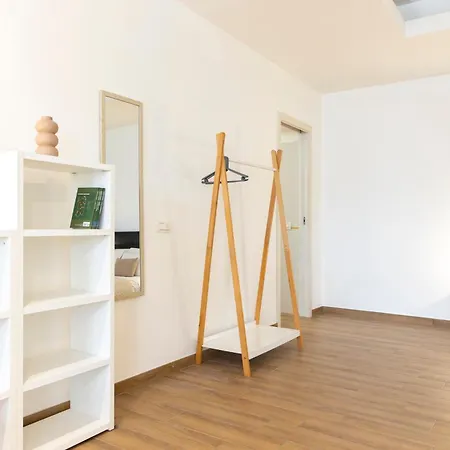 Ichnos Loft 55 Bis *